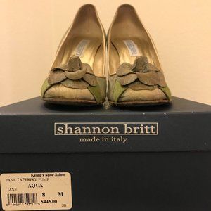 Shannon Britt Vintage Dress Pump     Size 8